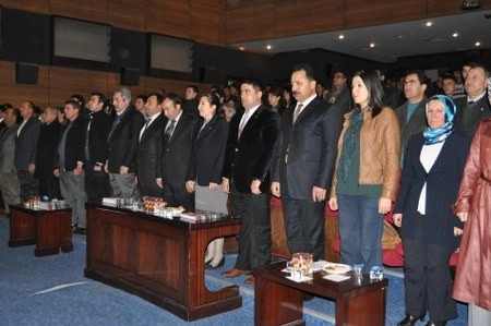 Gölbaşı'nda aşıklar atıştı