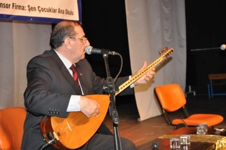 Gölbaşı'nda aşıklar atıştı