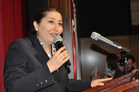 Gölbaşı'nda aşıklar atıştı