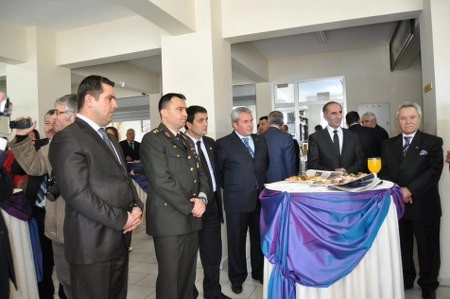 Törenle hizmete açıldı