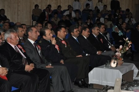 Mehmet Akif Ersoy anıldı