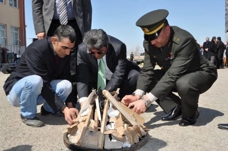 Nevruz Ateşi yakıldı