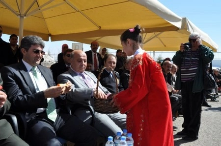 Nevruz Ateşi yakıldı