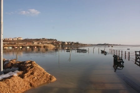 Çay Bahçesi de sular altında kaldı