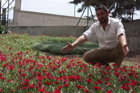 Müsaade edilirse ne de güzel açıyor…