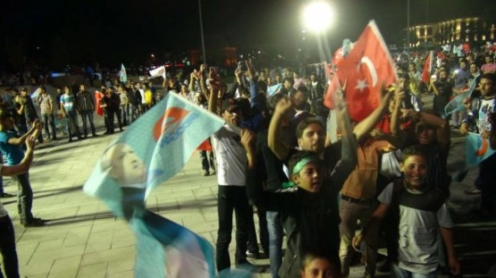 Türkiye'nin dört bir yanından kutlama manzaraları