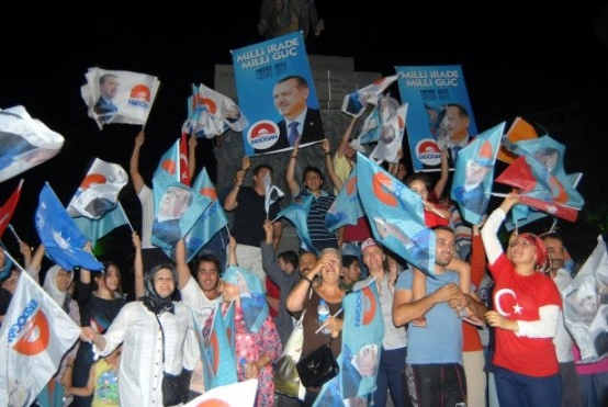 Türkiye'nin dört bir yanından kutlama manzaraları