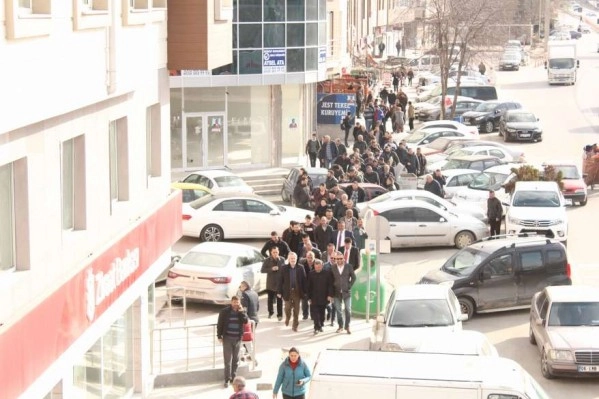 Hacı Karagöz İYİ PARTİ'ye resmen katıldı