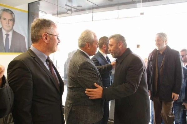 Hacı Karagöz İYİ PARTİ'ye resmen katıldı