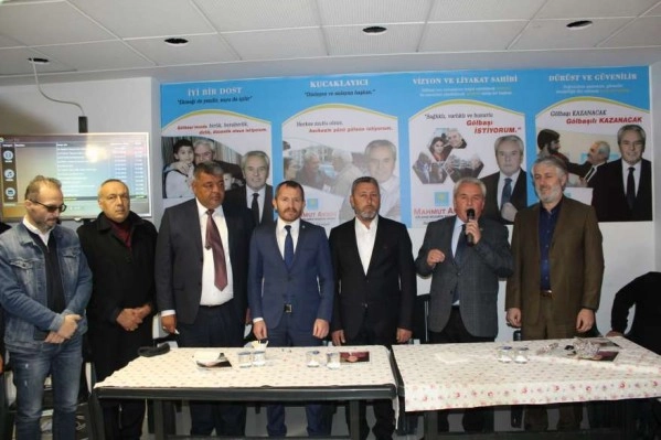 Hacı Karagöz İYİ PARTİ'ye resmen katıldı