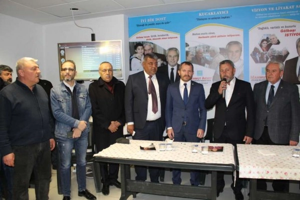 Hacı Karagöz İYİ PARTİ'ye resmen katıldı
