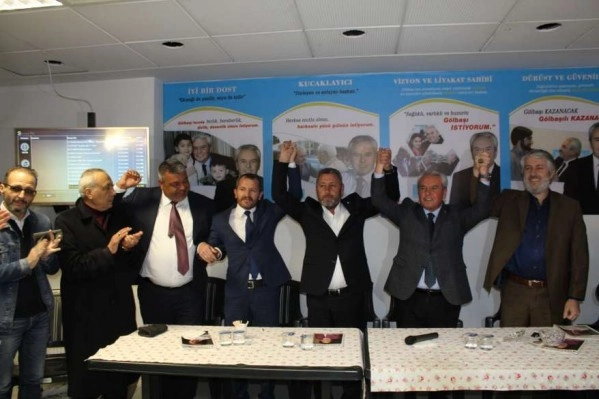 Hacı Karagöz İYİ PARTİ'ye resmen katıldı