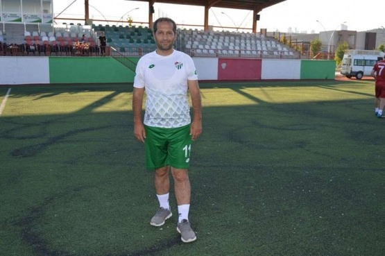 Turnuvanın şampiyonu Velihimmetlispor