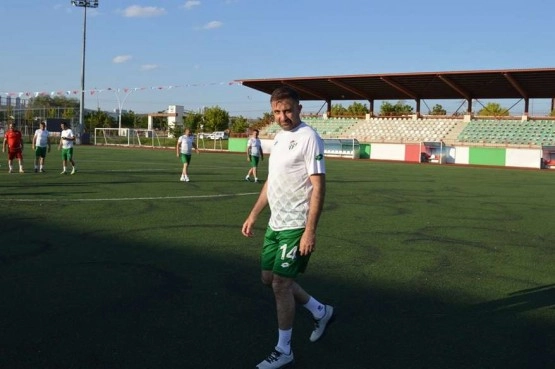 Turnuvanın şampiyonu Velihimmetlispor