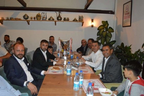 Turnuvanın şampiyonu Velihimmetlispor