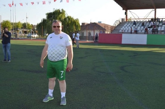 Turnuvanın şampiyonu Velihimmetlispor