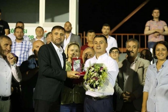 Turnuvanın şampiyonu Velihimmetlispor