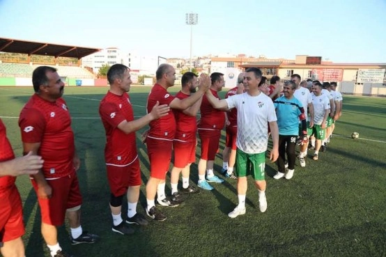 Turnuvanın şampiyonu Velihimmetlispor
