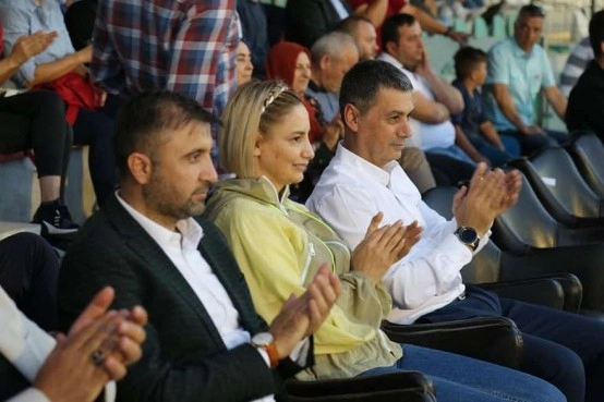 Turnuvanın şampiyonu Velihimmetlispor