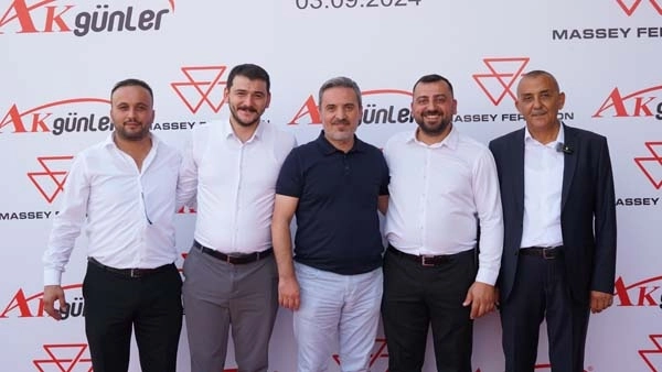 Akgünler Otomotiv Gölbaşı Plazası Görkemli Bir Törenle Açıldı