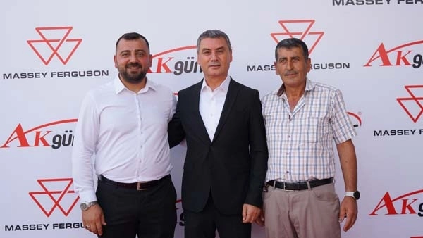 Akgünler Otomotiv Gölbaşı Plazası Görkemli Bir Törenle Açıldı