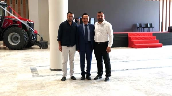 Akgünler Otomotiv Gölbaşı Plazası Görkemli Bir Törenle Açıldı