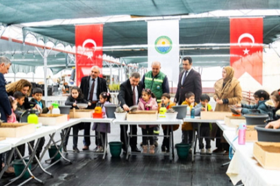 GÖLBAŞI’NDA YERLİ ATA TOHUMLARI TOPRAKLA BULUŞTU