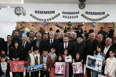 Karagedik’te Çocukların Bayram Sevinci: Protokol Tam Kadro Katıldı